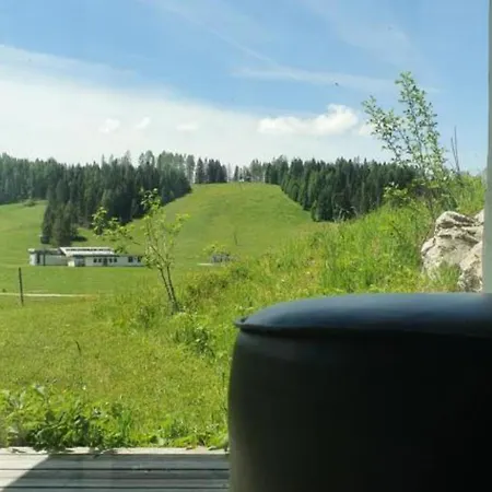 Hal Lägenhet