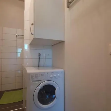 Апартаменты Hal Farnau