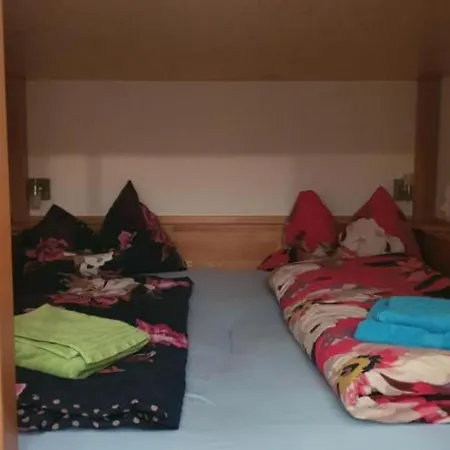 Hal Lägenhet Farnau